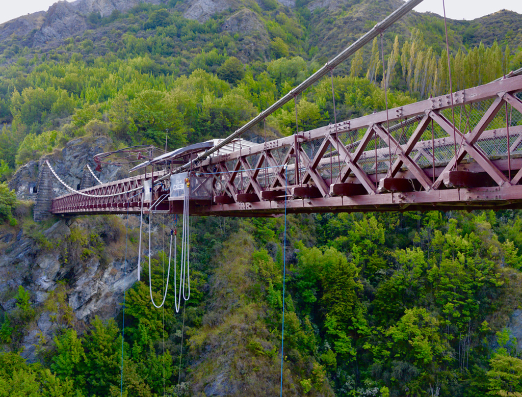 Kawarau Bridge stretched across the turquoise Kawarau River near Queenstown